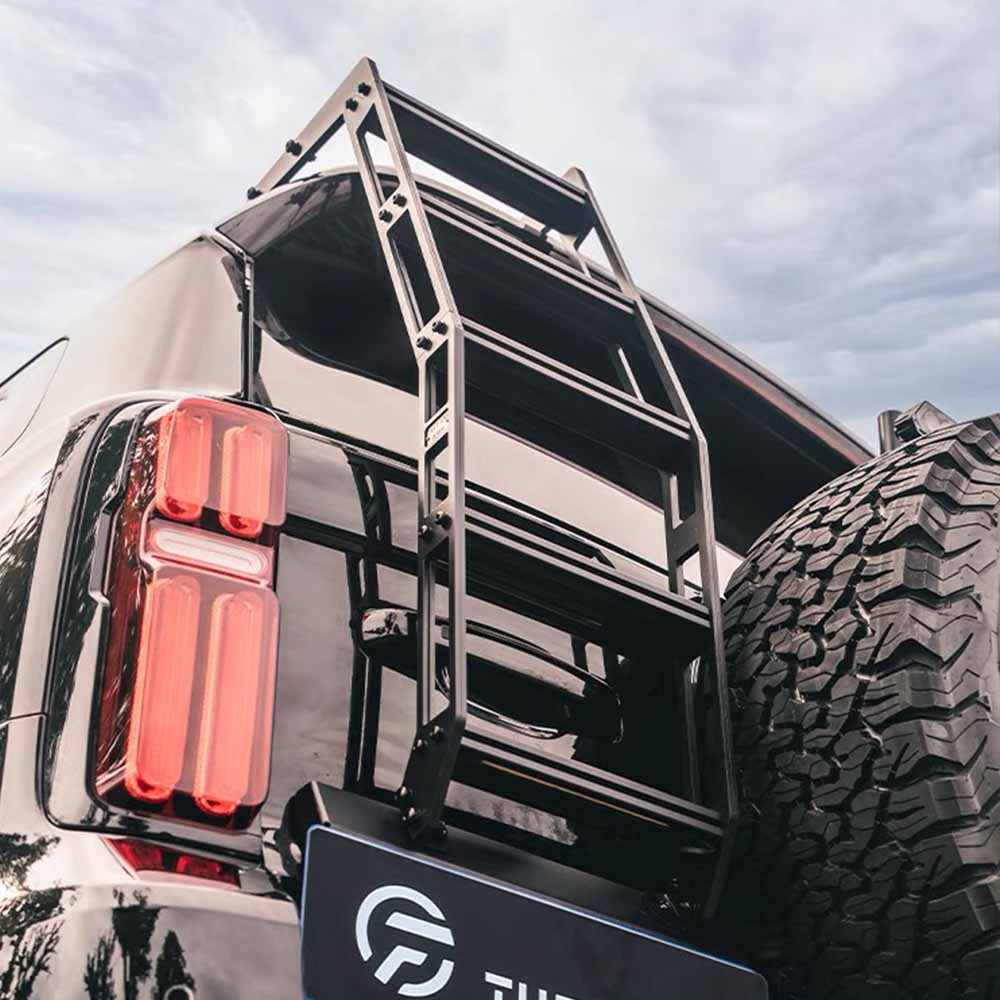 GWM Tank 500 Backward Climbing Ladder